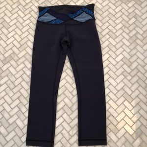 Navy Lululemon leggings